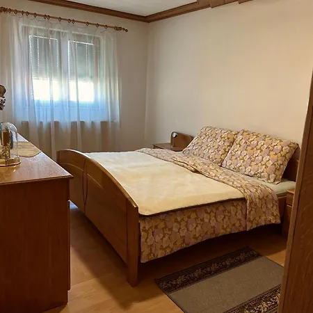 Seosko Turisticko Domacinstvo Dunja بيت ضيافة 3*